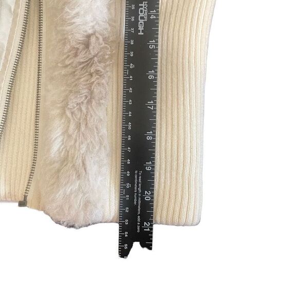 Urban Behavior Women's Cream Faux Fur Knit Sleeveless Night Out Vest - Picture 7 of 8